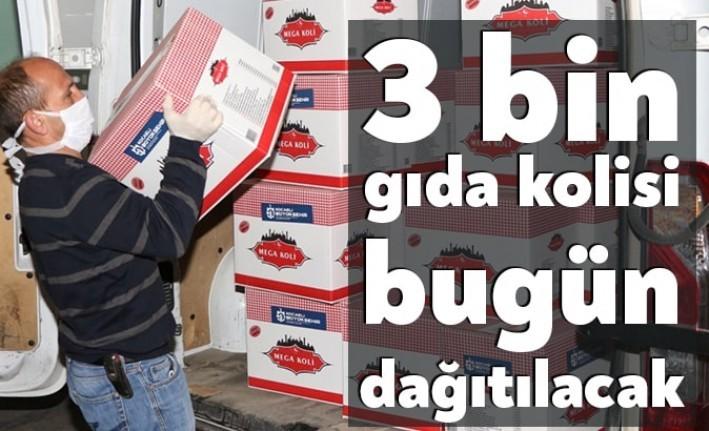 Kocaeli Büyükşehir Belediyesi ekipleri, il genelindeki ihtiyaç sahibi vatandaşlara gıda