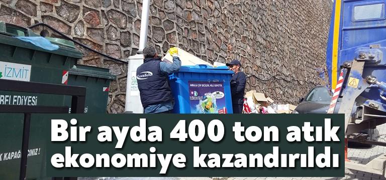 İzmit Belediyesi, koronavirüs salgını sürecinde de işlemlerini aksatmadan sürdürüyor. İzmit