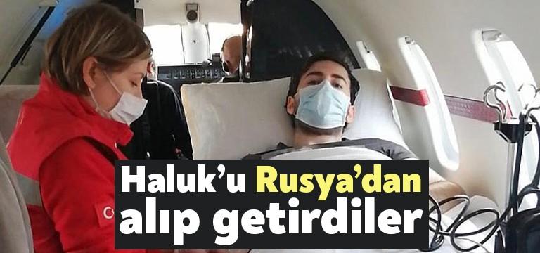 Corona virüsü nedeniyle uçuşların durdurulmasının ardından Rusya’nın başkenti Moskova’da kalan