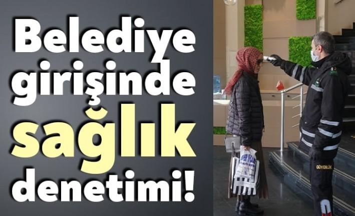 İzmit Belediyesi, işlemleri için belediye binasına gelmek isteyen vatandaşları öncelikle