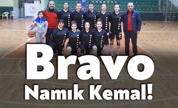 Namık Kemal Anadolu Lisesi genç kız basketbol branşında Türkiye yarı
