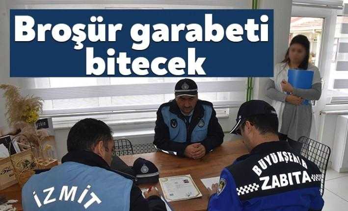 İzmit:'in en işlek noktalarında vatandaşları bıktıran broşür dağıtan şahıslara yönelik