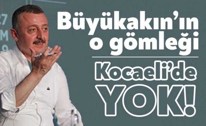 Kocaeli Büyükşehir Belediye Başkanı Tahir Büyükakın şık giyinmeyi seviyor. Büyükakın’ın
