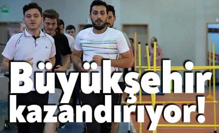 Kocaeli Büyükşehir Belediyesi'nin ücretsiz özel yetenek sınavı kursları pek çok