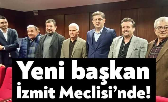 İzmit Belediye Meclisi, dün AKP ve MHP grubunun meclis oturumuna