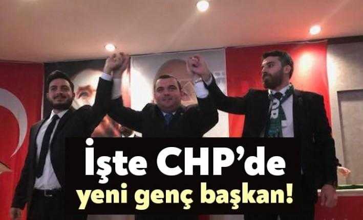 CHP İzmit İlçe Kongresi’nde üç aday başkanlık için yarıştı. Delegeler