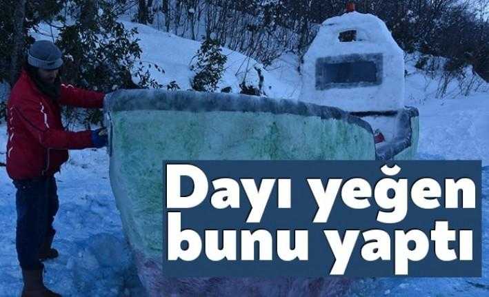 Kartepe’ye gelerek tatil yapan İbrahim Kurt ve Selman Süzer dayı-yeğen