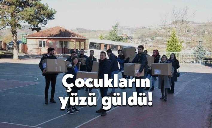 İzmit Belediyesi’nin “Dost Eller” projesi yardımseverlerle ihtiyaç sahiplerini buluşturmaya devam