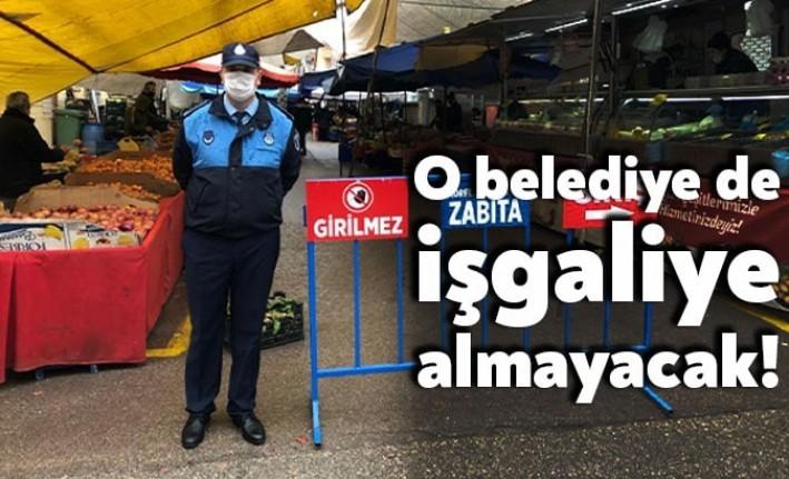 Corona virüsü nedeniyle sıkıntı yaşayan esnafa pek çok belediye gibi