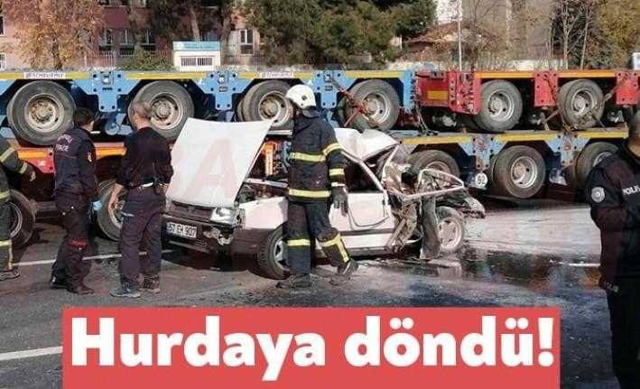 Gebze’de meydana gelen kazada 57 plakalı bir araç hurdaya döndü.