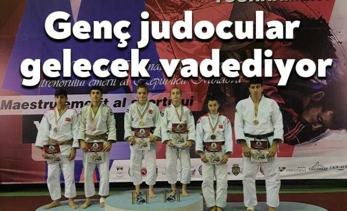 Kocaeli Büyükşehir Belediyesi Kağıtsporlu judocular, Gençler ve Ümit’ler Uluslararası Judo