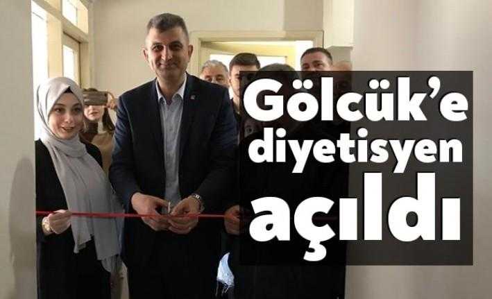 Diyetisyen Ayşenur Özçelik’e ait olan Beslenme ve Diyet Danışmanlık Merkezi