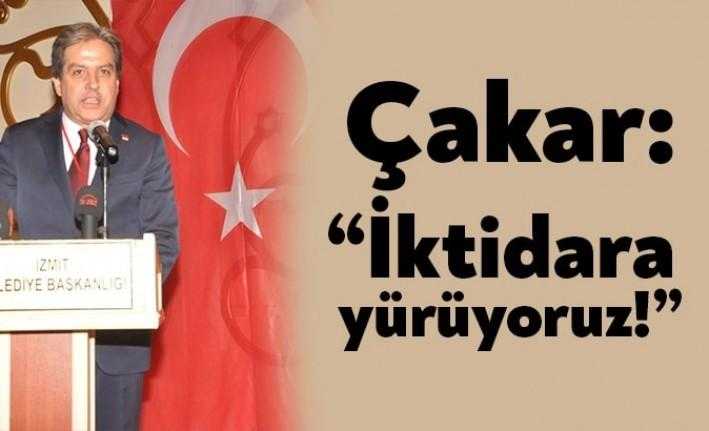 CHP İzmit İlçe Kongresi başladı. Seçilmiş başkan olmak için kolları