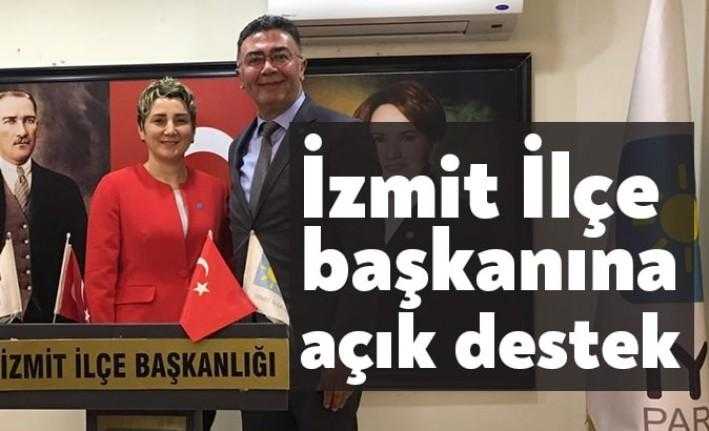 İYİ Parti İl Başkanı Şanbaz Yıldız, ilçe kongresinde Pelin Coştur