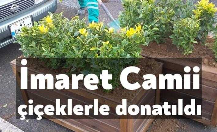 İzmit Tepecik Mahallesi’nde bulunan İmaret Camii, İzmit Belediyesi ekipleri tarafından