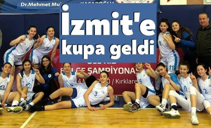 U-18 Kızlar 1. Bölge Şampiyonası’nda İzmit Belediyespor U-18 Basketbol