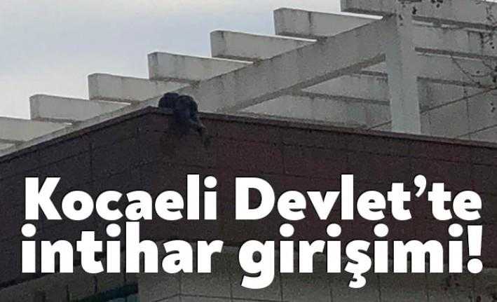 Kocaeli Devlet Hastanesi'nde bir vatandaş intihar girişiminde bulundu. Şahıs, polislerin