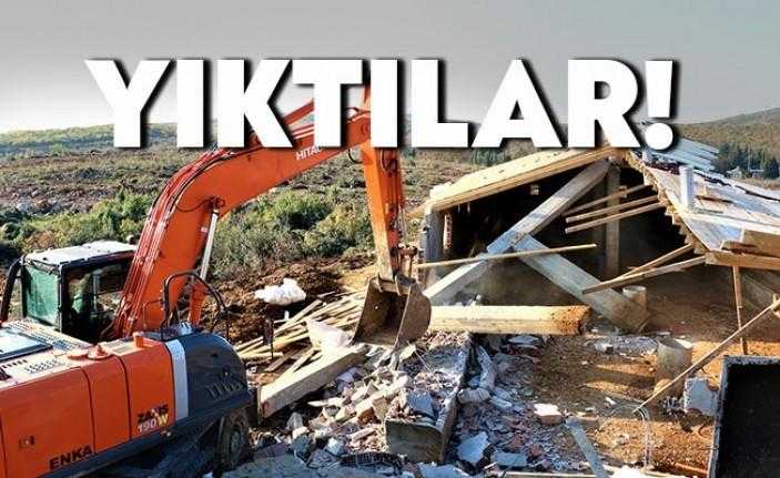 Körfez Belediyesi, ilçe merkezlerinde ve kırsal alanlarda tespit ettiği kaçak