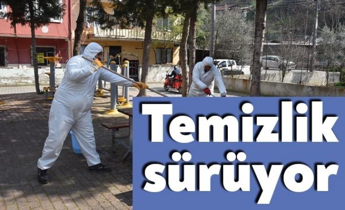 İzmit Belediyesi koronavirüs mücadelesinde önlem amaçlı faaliyetlerine sıkı bir şekilde