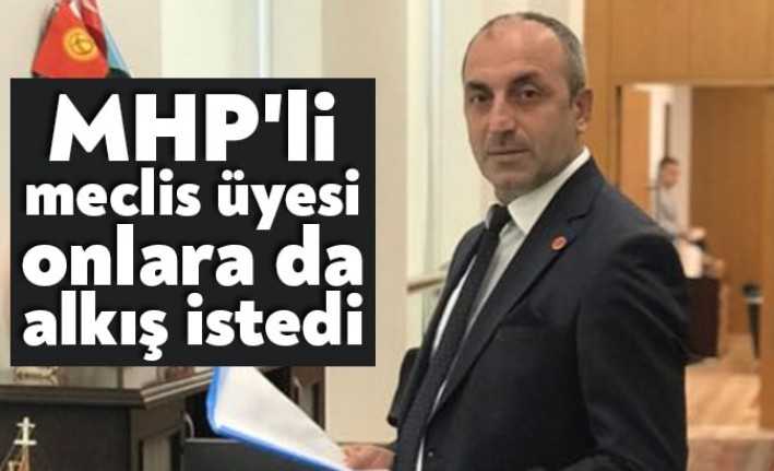 Sağlık çalışanlarının Koronavirüs vakalarıyla ilgili çalışmları için başlatılan alkış desteği,