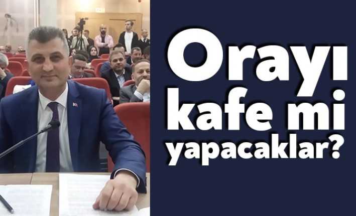 Gölcük Belediyesi’ne ait eski pazar alanının imarının değişmesi tartışmalara neden