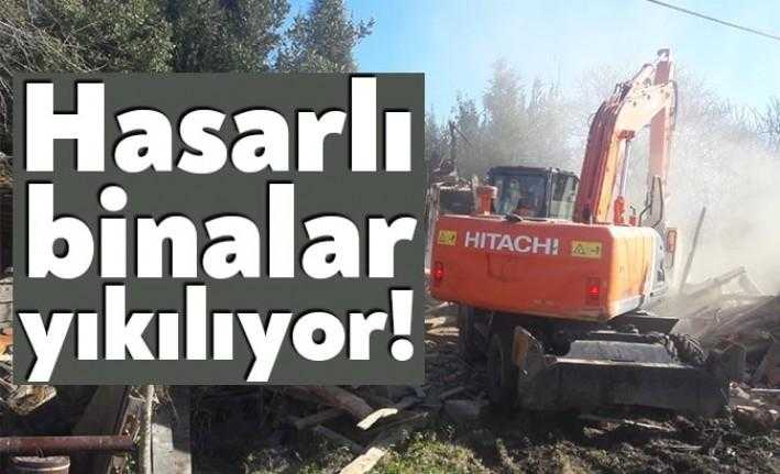 Körfez Belediyesi Yapı Kontrol Müdürlüğü ekipleri, ilçe genelinde tespit edilen