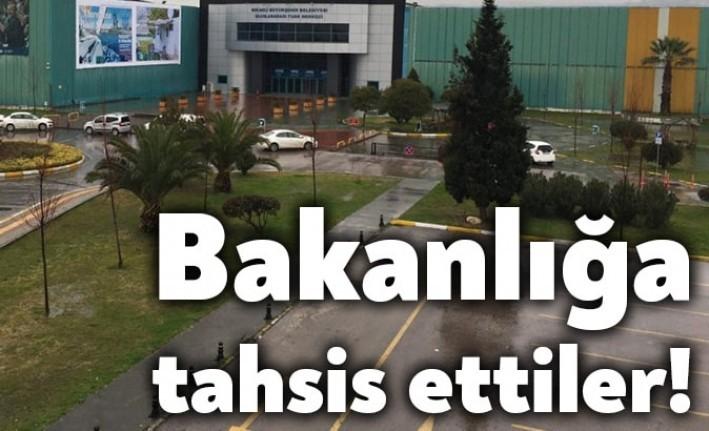 Kocaeli'nin İnterteks Uluslararası Fuar Merkezi'nde 3 holden biri Sağlık Bakanlığı'nın