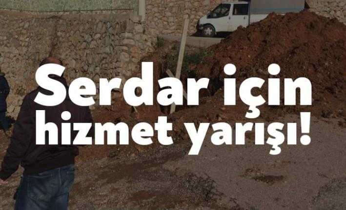 İzmit Serdar Mahallesi siyasi çekişmeler sayesinde hizmet görmeye başladı. Önce