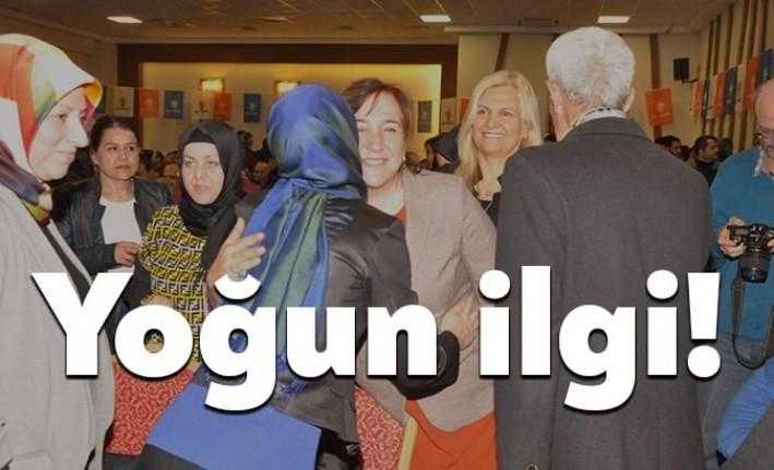 AKP İzmit İlçe Danışması’nda en çok ilgi gören katılımcılardan biri