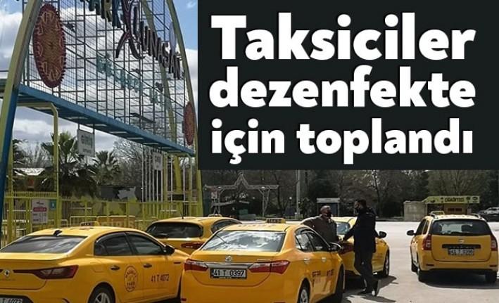Kocaeli Şoförler Odası, bugün İzmit'teki ticari taksileri ücretsiz olarak dezenfekteye