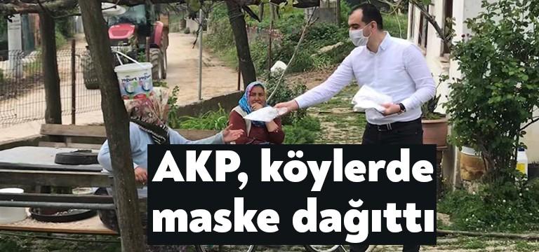 AKP İzmit İlçe Başkanı Ali Güney, ilçe yöneticileri ve meclis