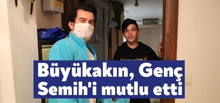 Sağ kolundan sakatlık geçiren ve evden çıkmayan Semih Özdoğan egzersiz