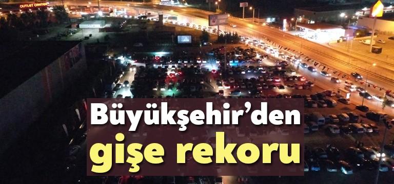 Kocaeli Büyükşehir Belediyesi, vatandaşların keyifli vakit geçirebilmesi için hayata geçirdiği