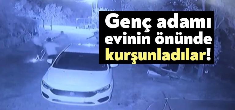 İzmit Yassıbağ Mahallesi’nde önceki Ünal T.’nin yaşadığı evin önüne otomobille