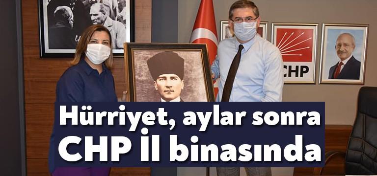 İzmit Belediye Başkanı Fatma Kaplan Hürriyet, CHP İl Başkanlığı’na seçilen