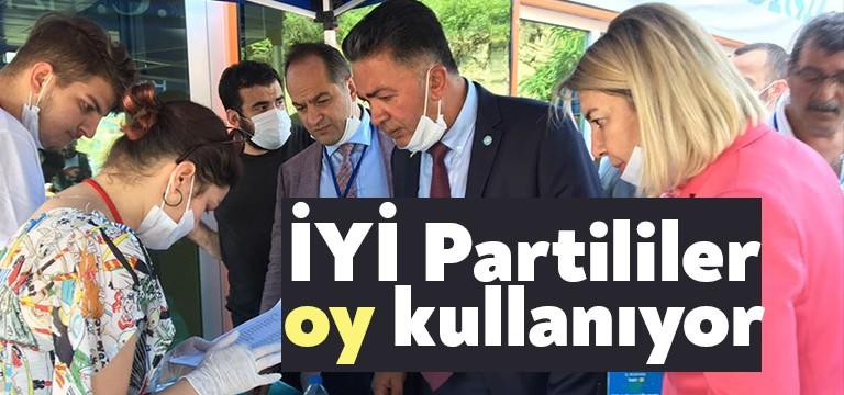 İYİ Parti Kocaeli 2. Olağan Kongresi, Cephanelik Stadı‘nda yapılıyor. Mevcut
