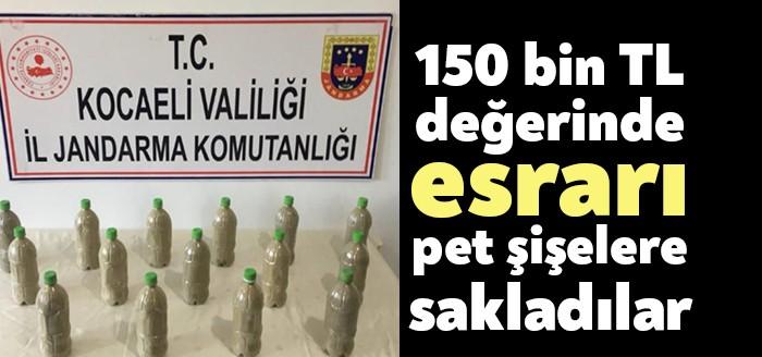 Kocaeli’nin Gebze ilçesinde jandarma ekipleri tarafından düzenlenen operasyonda durdurulan bir