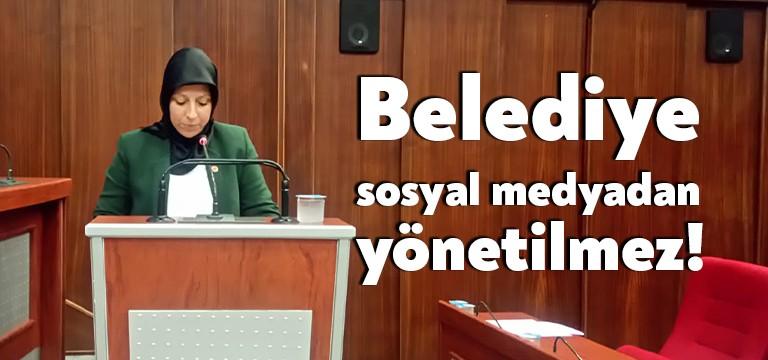 İzmit Belediyesi Faaliyet Raporu üzerine AKP’li meclis üyesi Güzin Taştekin