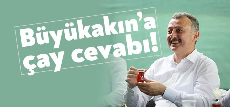 Kocaeli Büyükşehir Belediye Başkanı Tahir Büyükakın güne başlarken sosyal medya