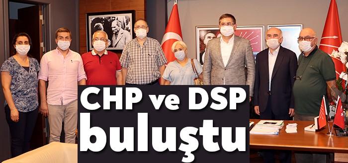 CHP Kocaeli İl Başkanı Harun Özgür Yıldızlı ve il yönetim