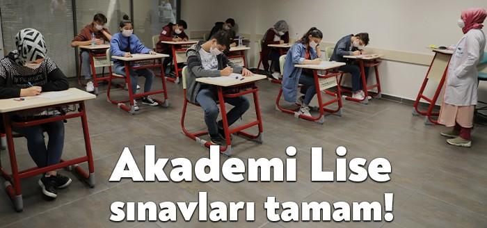 Yeni eğitim-öğretim döneminde Kocaeli Büyükşehir Belediyesi Akademi Lise’ye kayıt yaptırmak