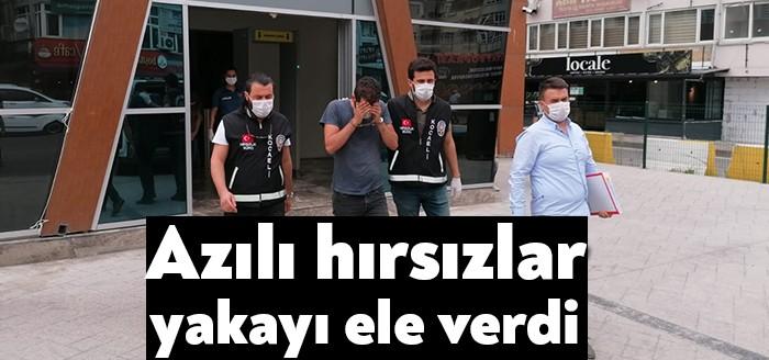 İzmit ilçesinde girdikleri bir evden altın, ziynet eşyası ve nakit