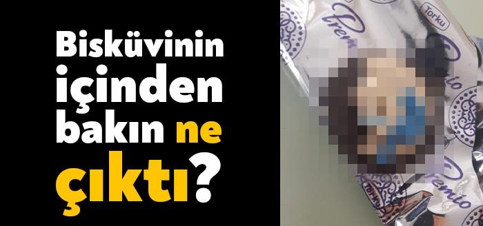 Kocaeli’nin Kartepe ilçesinde gittiği marketten bir bisküvi alan şahıs bisküvinin