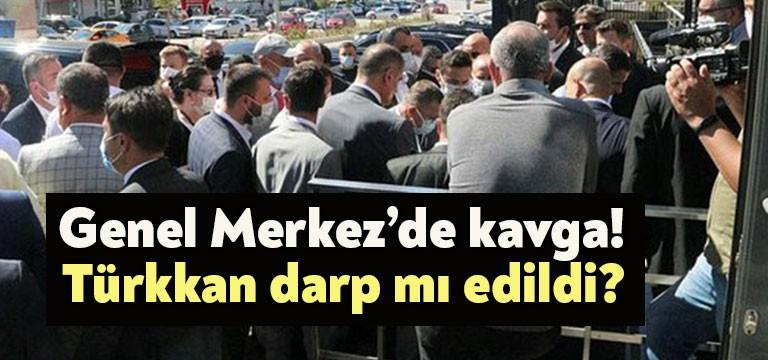 İYİ Parti Genel Merkezi’nde bir grup partili ile görevliler arasında