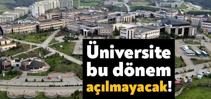 Üniversite öğrencilerinin merakla beklediği yeni eğitim-öğretim döneminin 'normal mi yoksa