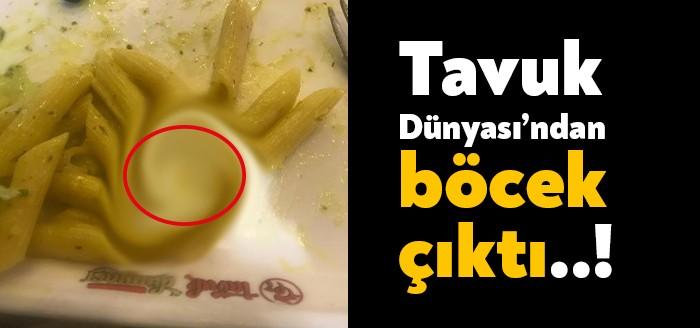 Tavuk Dünyası Gebze Center Şubesi’nde yemek siparişi veren bir vatandaş,