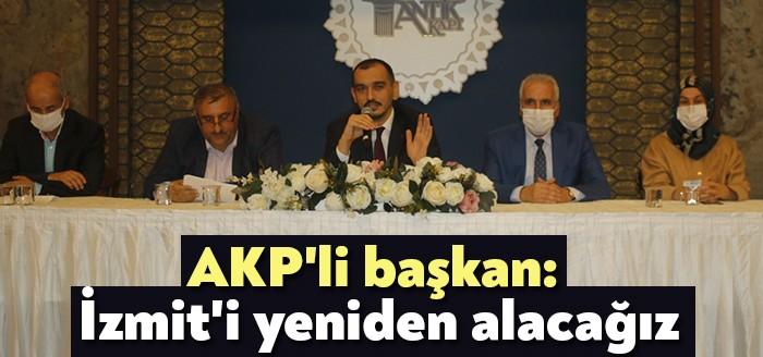 AKP İzmit’te İlçe Başkanlığının organize ettiği program kapsamında, mahalle başkanları