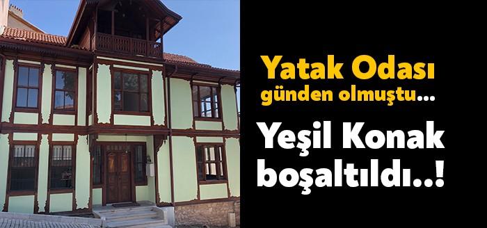 AKP döneminde İzmit Belediyesi’nin restore ettiği Yeşil Konak yatak odası