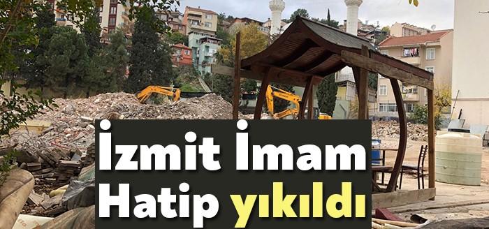 İzmit İmam Hatip Lisesi'nin eski binası yıkıldı. Bu alana TOKİ
