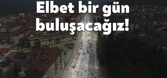 Büyükşehir Belediyesi tarafından yapımı yıllardır bitirilemeyen Karamürsel Kent Meydanı Köprülü